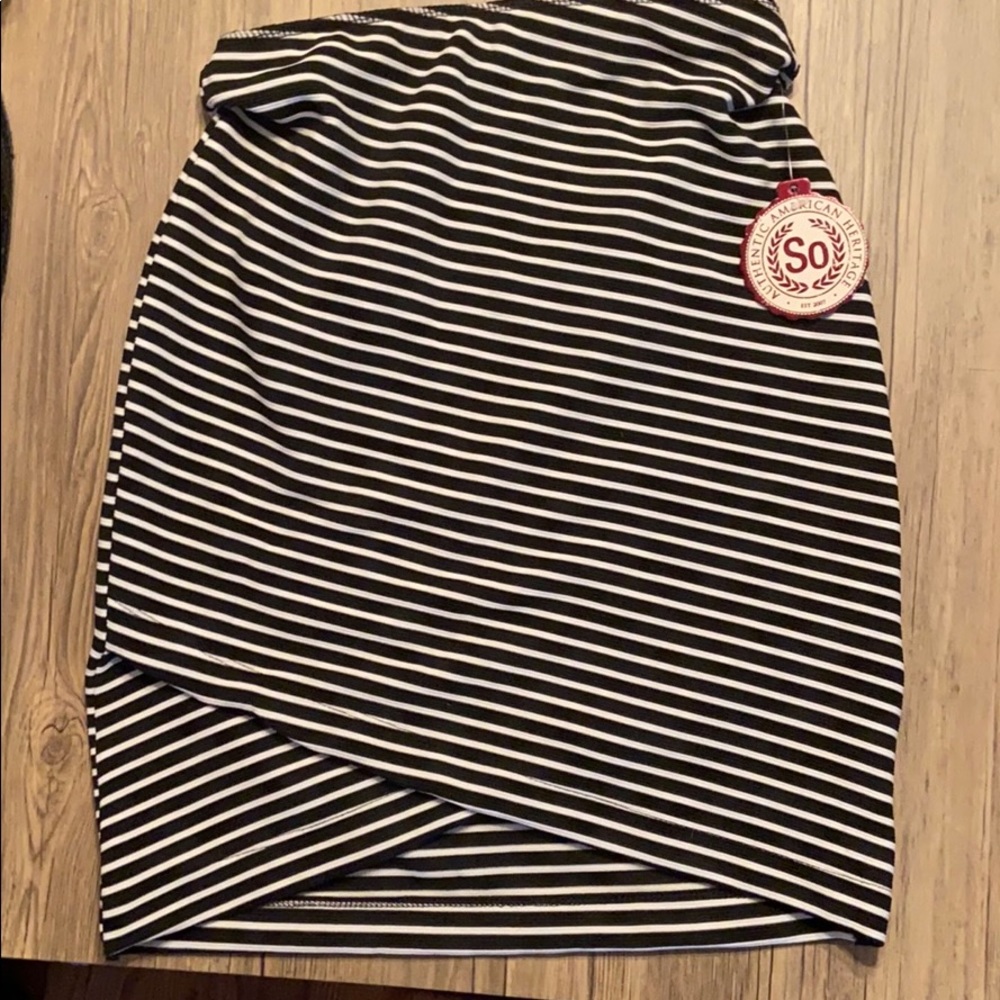 Stripped skirt
